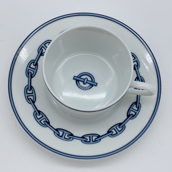 Hermes Chaine D'Ancre Blue and White Porcelain Cup and Saucer Set - Picture 3 of 13